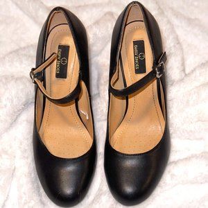 Black Mary Jane Heels Size 8